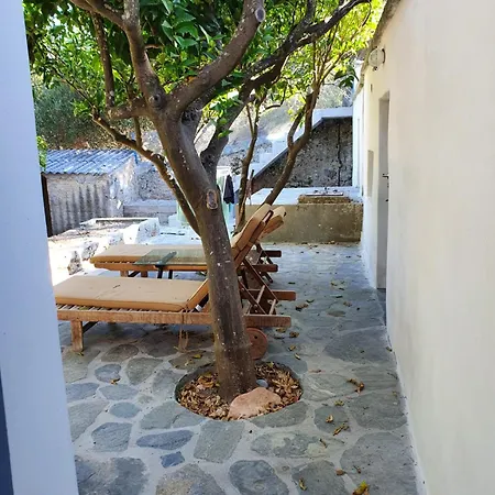 Diamoni Afroditi Casa vacanze Karavás